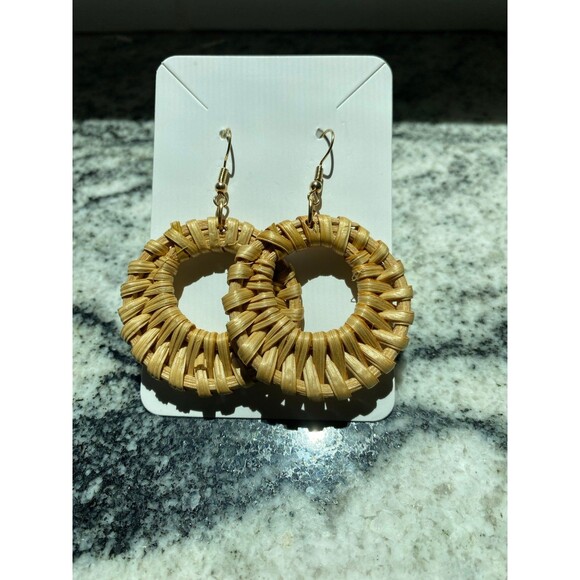 Earrings Ratan Woven Straw Hoop Circle Dangle On Trend Fashionable Casual Boho - Picture 1 of 5